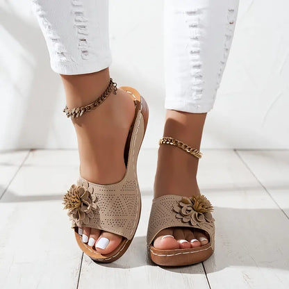 FLORA Komfort-Sandalen mit Blumenmotiv | Premium Fußbett