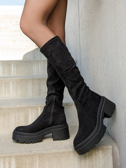 Iva Schwarz Stiefel