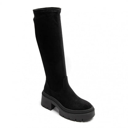 Iva Schwarz Stiefel
