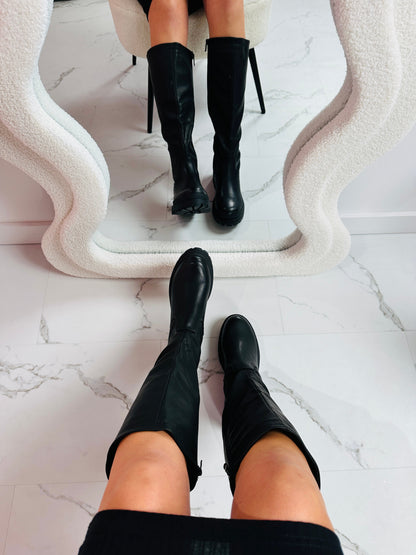 Anetta Schwarz Stiefel
