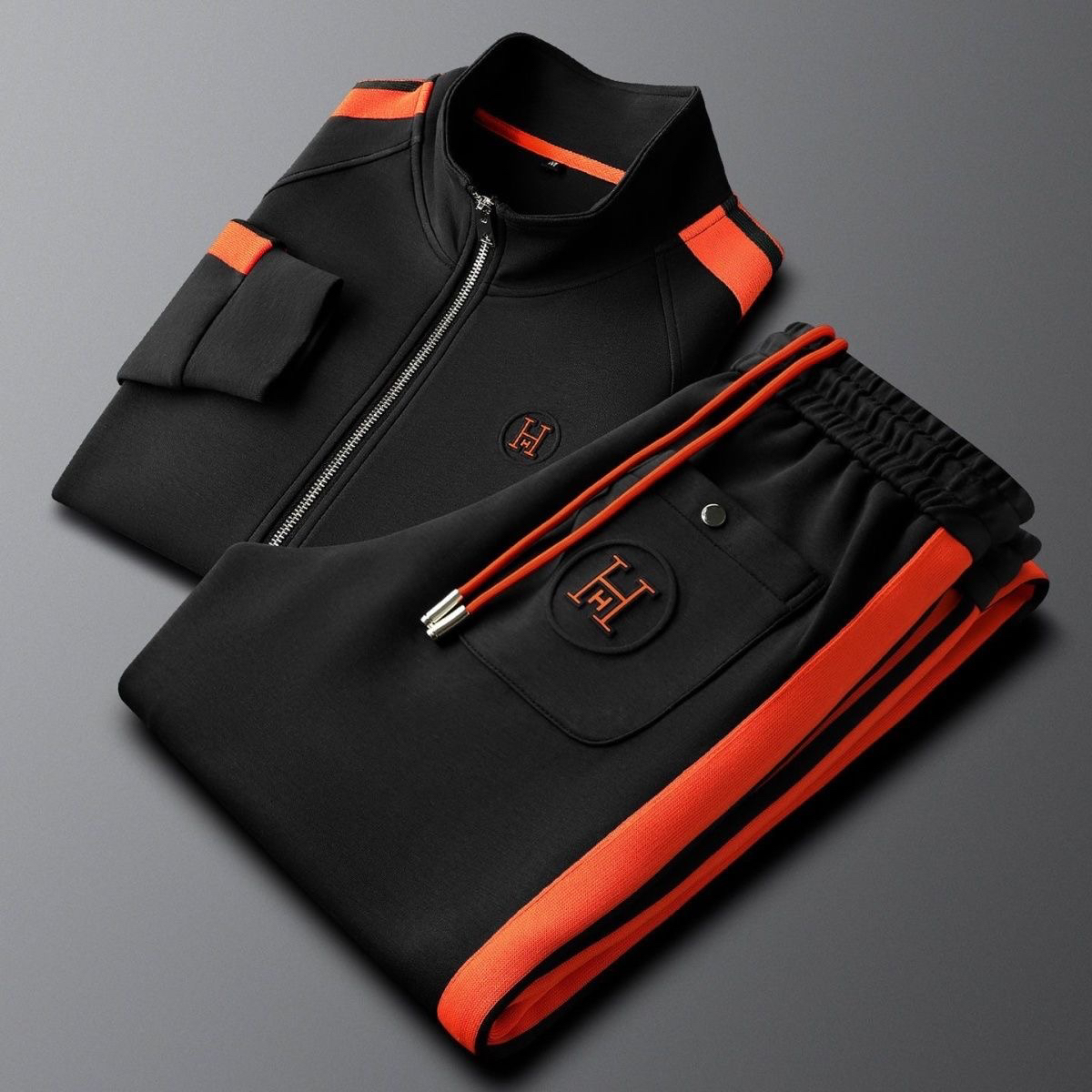 Riviera Track Set – Europäisches Herren-Sportset mit Kontrast-Streifen