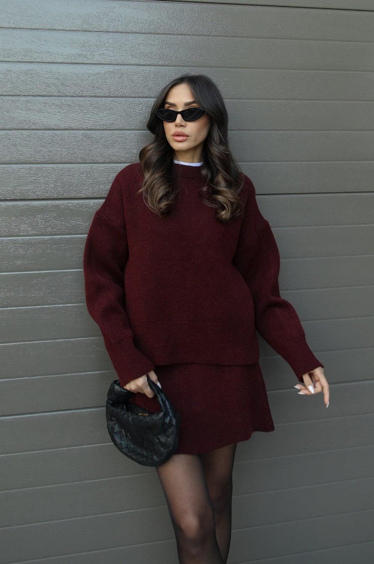 Adriana - Strickset für Damen - Lässiger Pullover und Rock in teiliger Ausführung