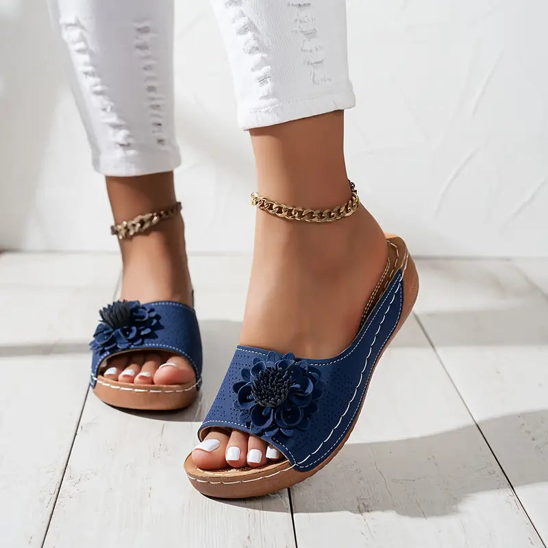 FLORA Komfort-Sandalen mit Blumenmotiv | Premium Fußbett