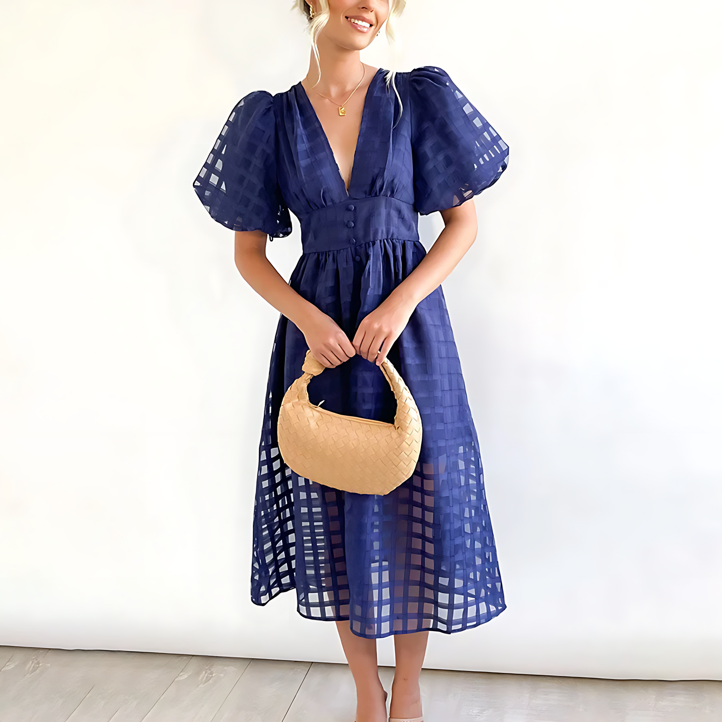 JORINA I STYLISCHES KLEID MIT V-AUSSCHNITT