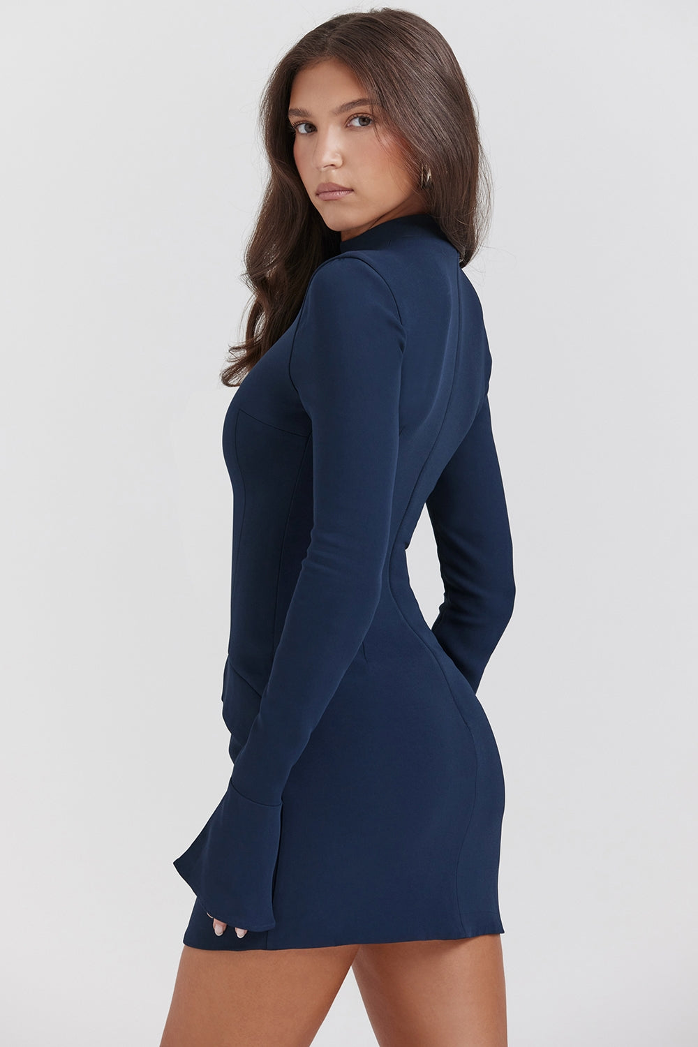 Nessa Kleid