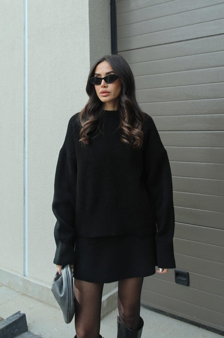 Adriana - Strickset für Damen - Lässiger Pullover und Rock in teiliger Ausführung