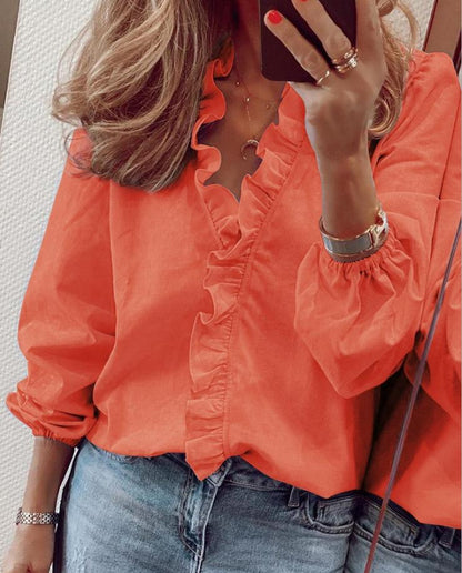 Jennifer | Bluse mit Rüschen und V-Ausschnitt