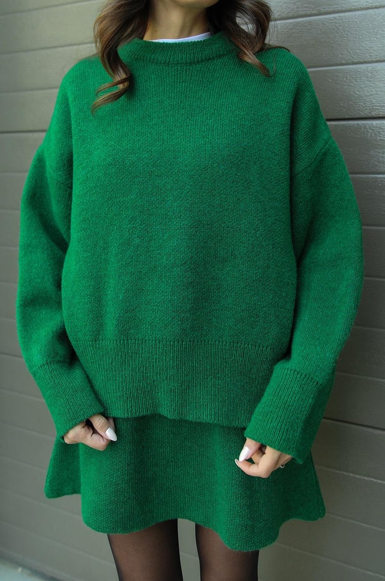 Adriana - Strickset für Damen - Lässiger Pullover und Rock in teiliger Ausführung